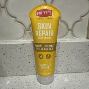 Skin Repair Body Lotion and Dry Skin Moisturizer, 7.0 Ounce Tube, (Pack of 1)